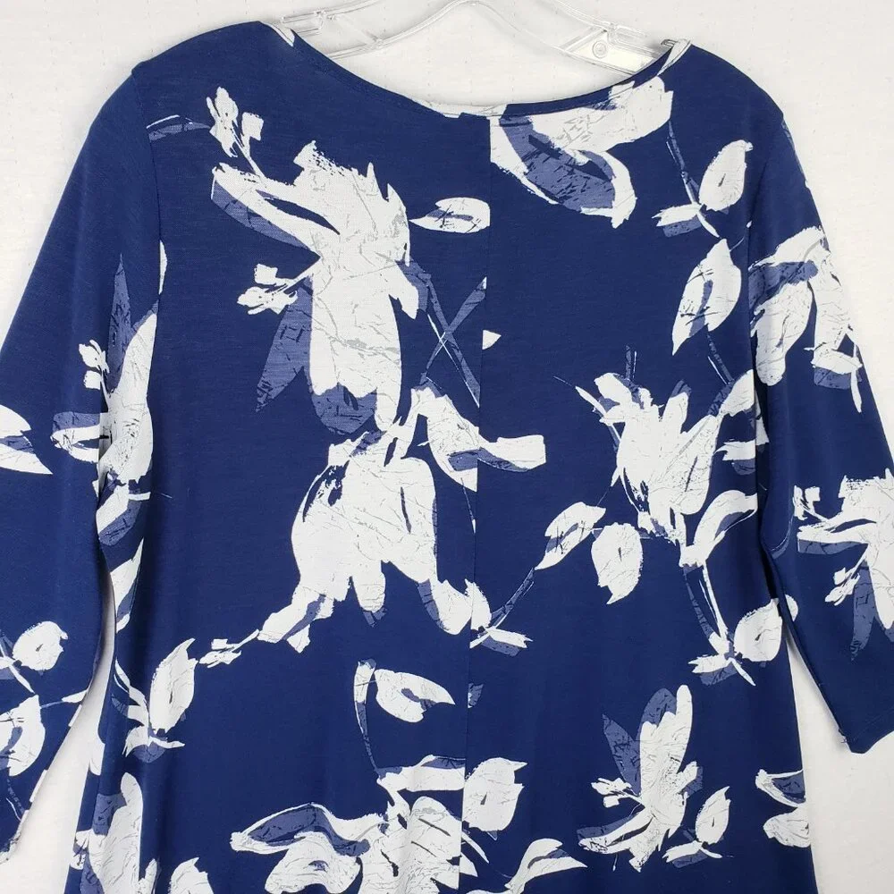 Clara Sun Woo USA Tunic Top Stretch Floral Print Sharkbite Hem size M Relaxed